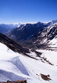 View south from Dilisang Pass<br />Looking down Dilisang Valley towards Misgar, Qarun Koh (7,164m) in distance